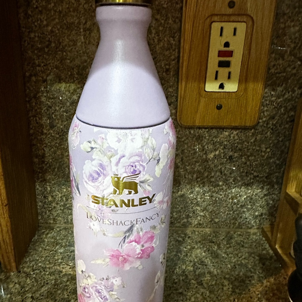 Stanley LoveShackFancy Lavender Floral Insulted Slim Bottle